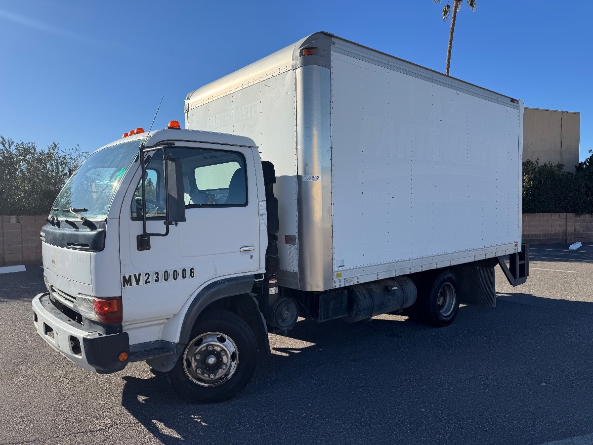 2006 Nissan UD1400 BOX TRUCK 