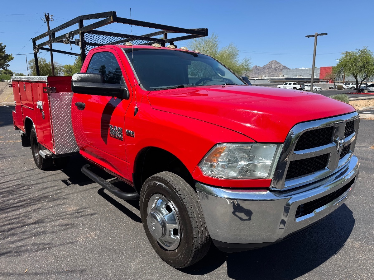 2016 Ram 3500 Tradesman photo 3