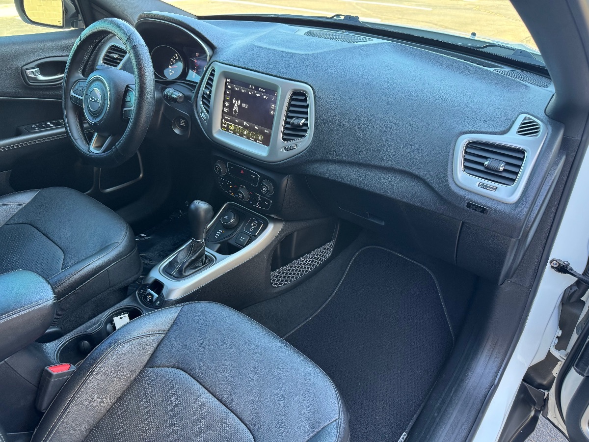 2021 Jeep Compass Altitude photo 13