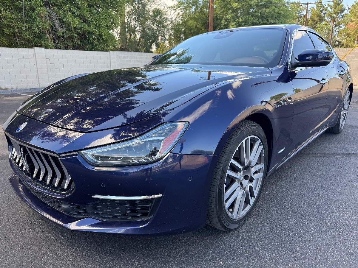 2018 Maserati Ghibli GranLusso photo 2