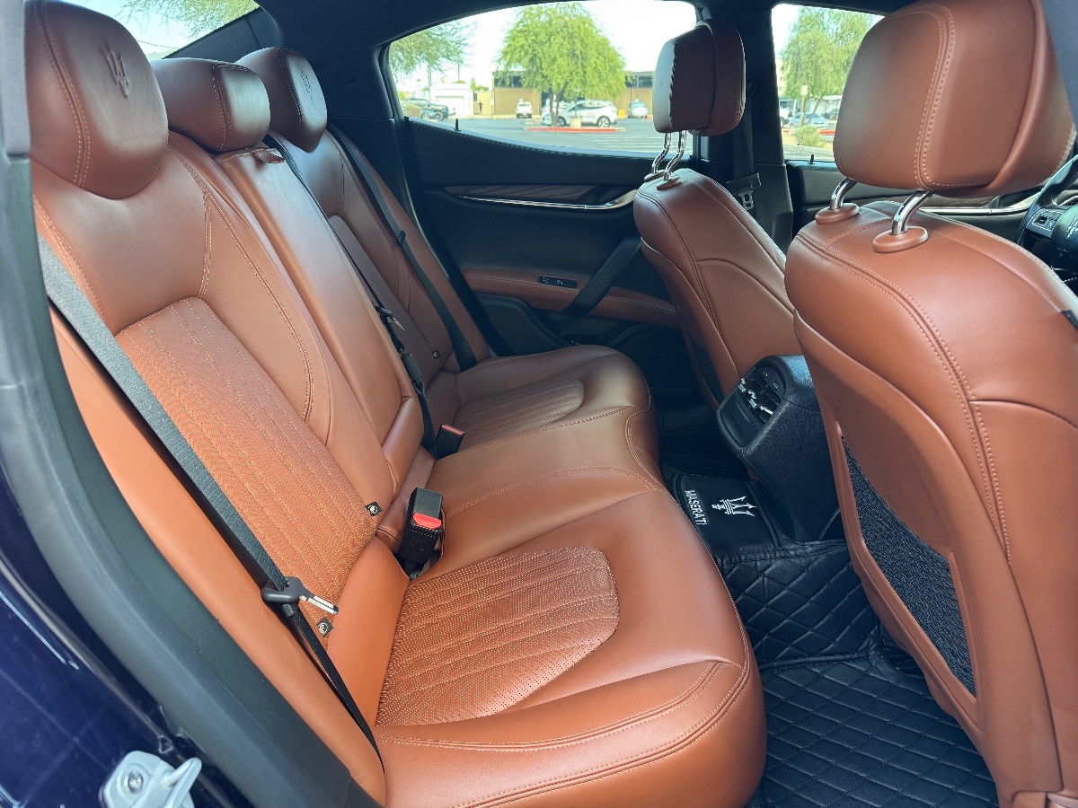 2018 Maserati Ghibli GranLusso photo 10