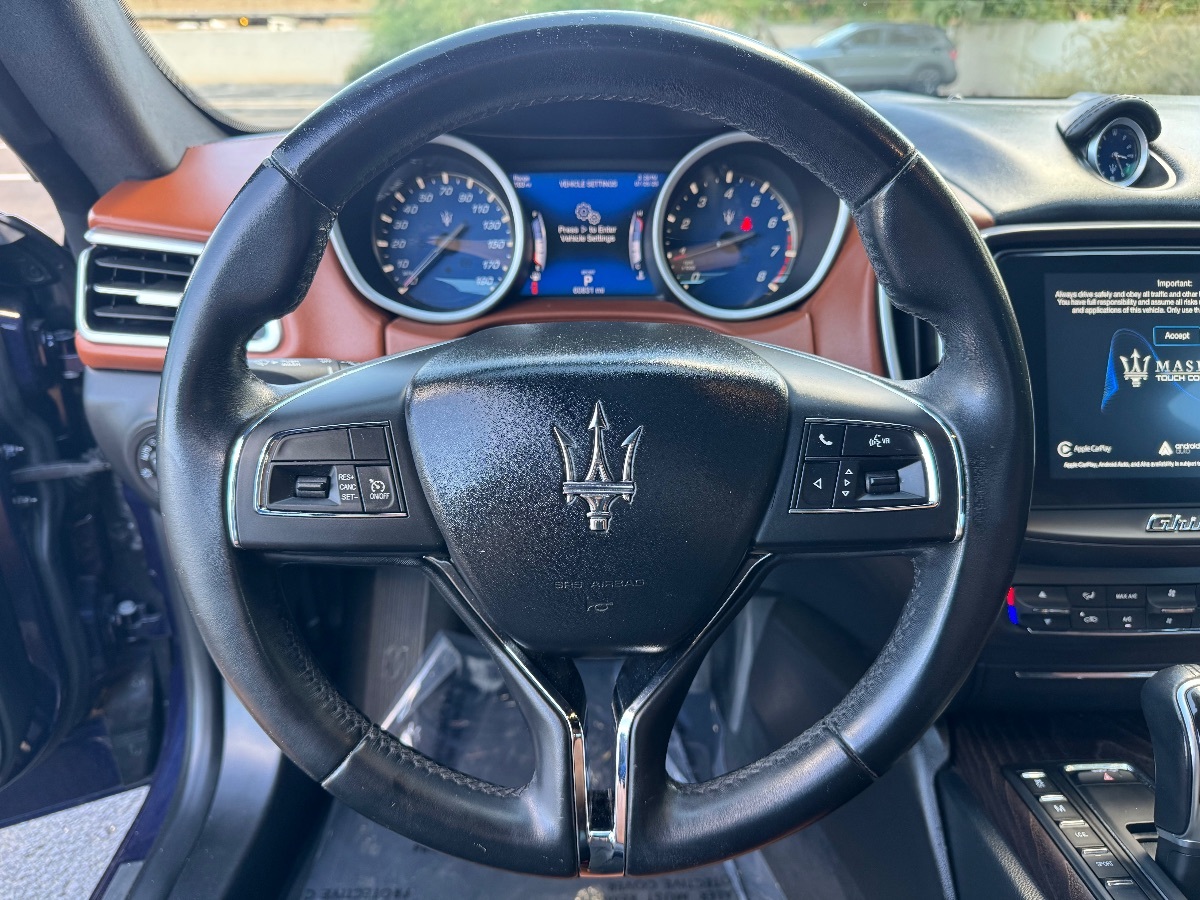 2018 Maserati Ghibli GranLusso photo 16