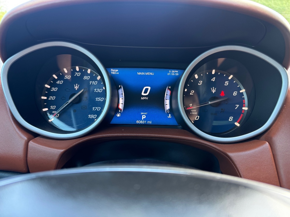 2018 Maserati Ghibli GranLusso photo 17