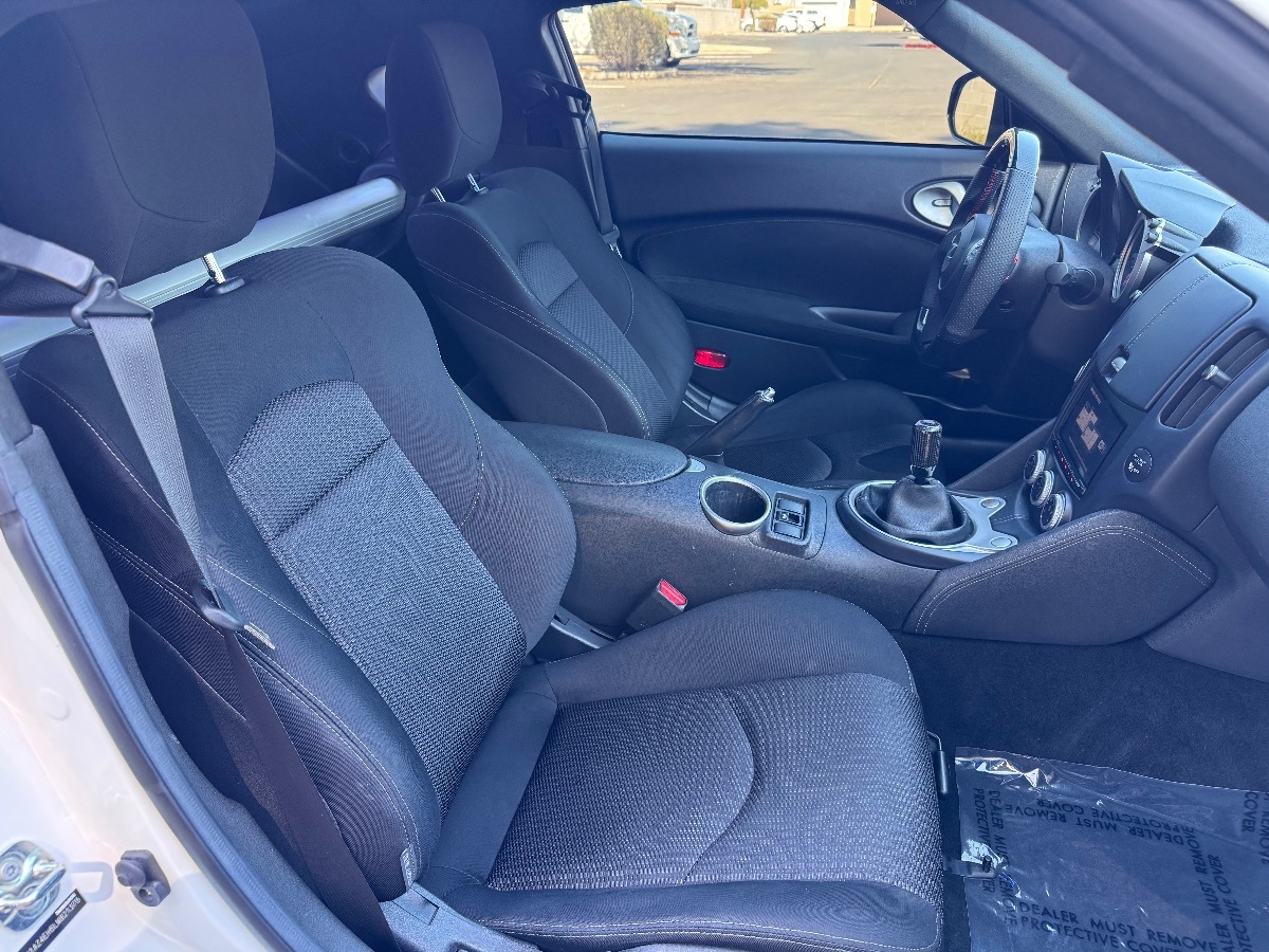 2020 Nissan 370Z photo 11