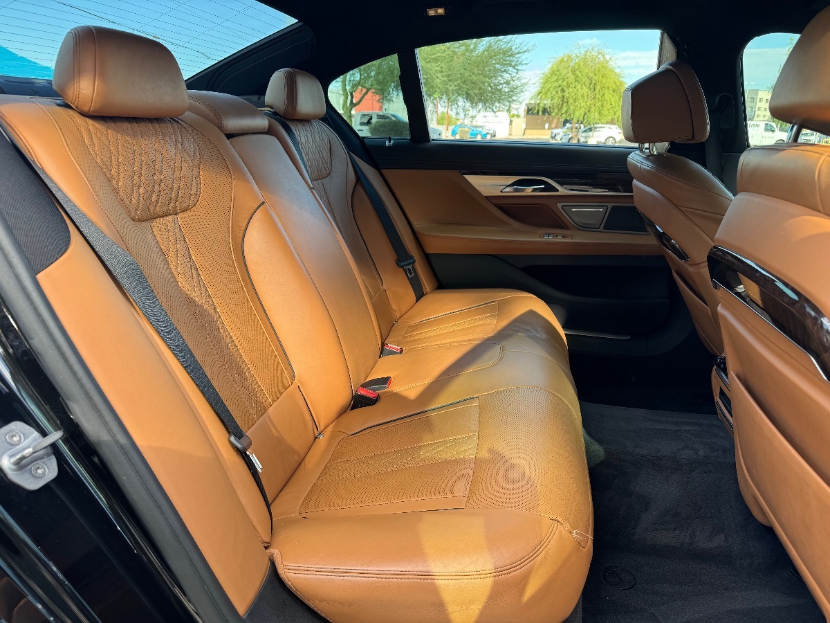 2016 Bmw 750i xDrive photo 10