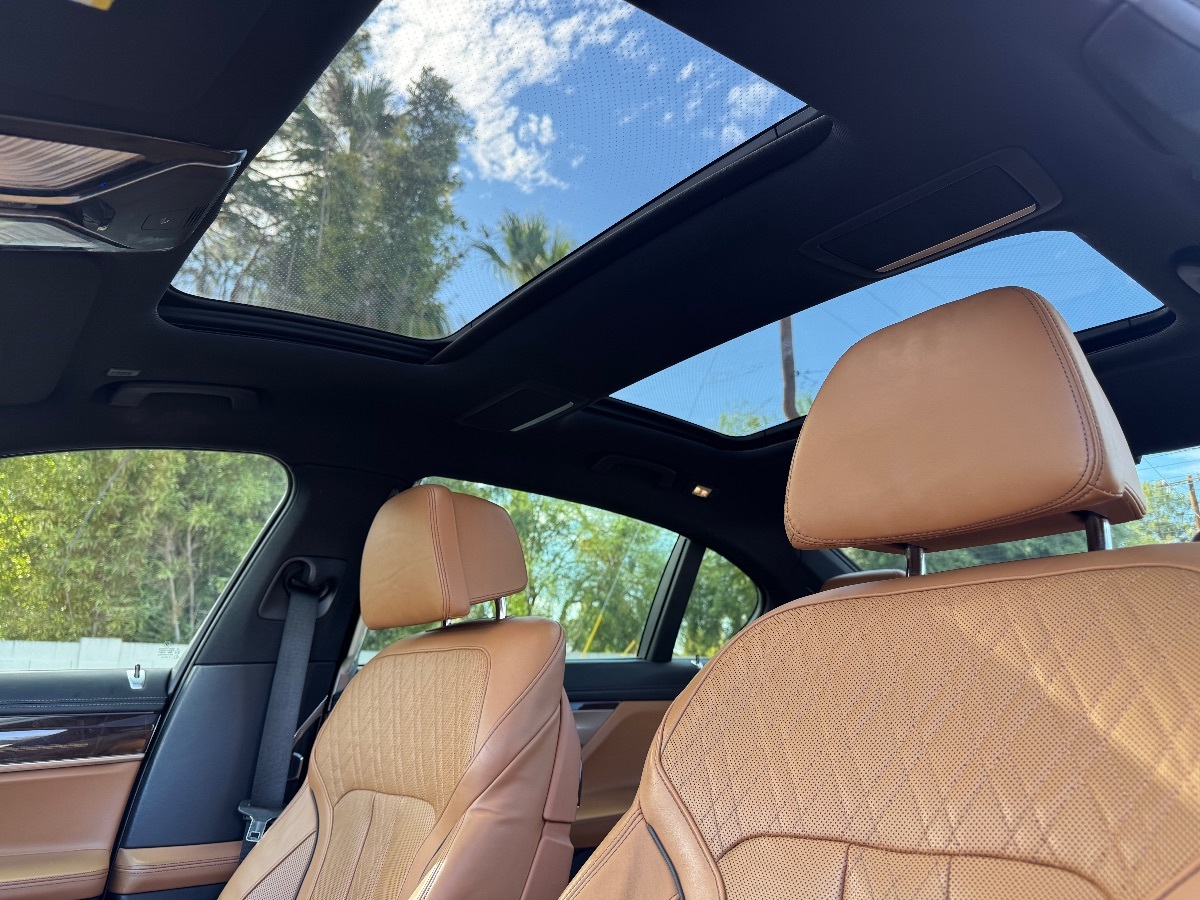 2016 Bmw 750i xDrive photo 15