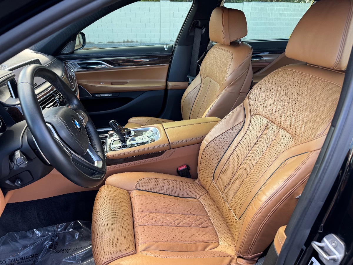 2016 Bmw 750i xDrive photo 14