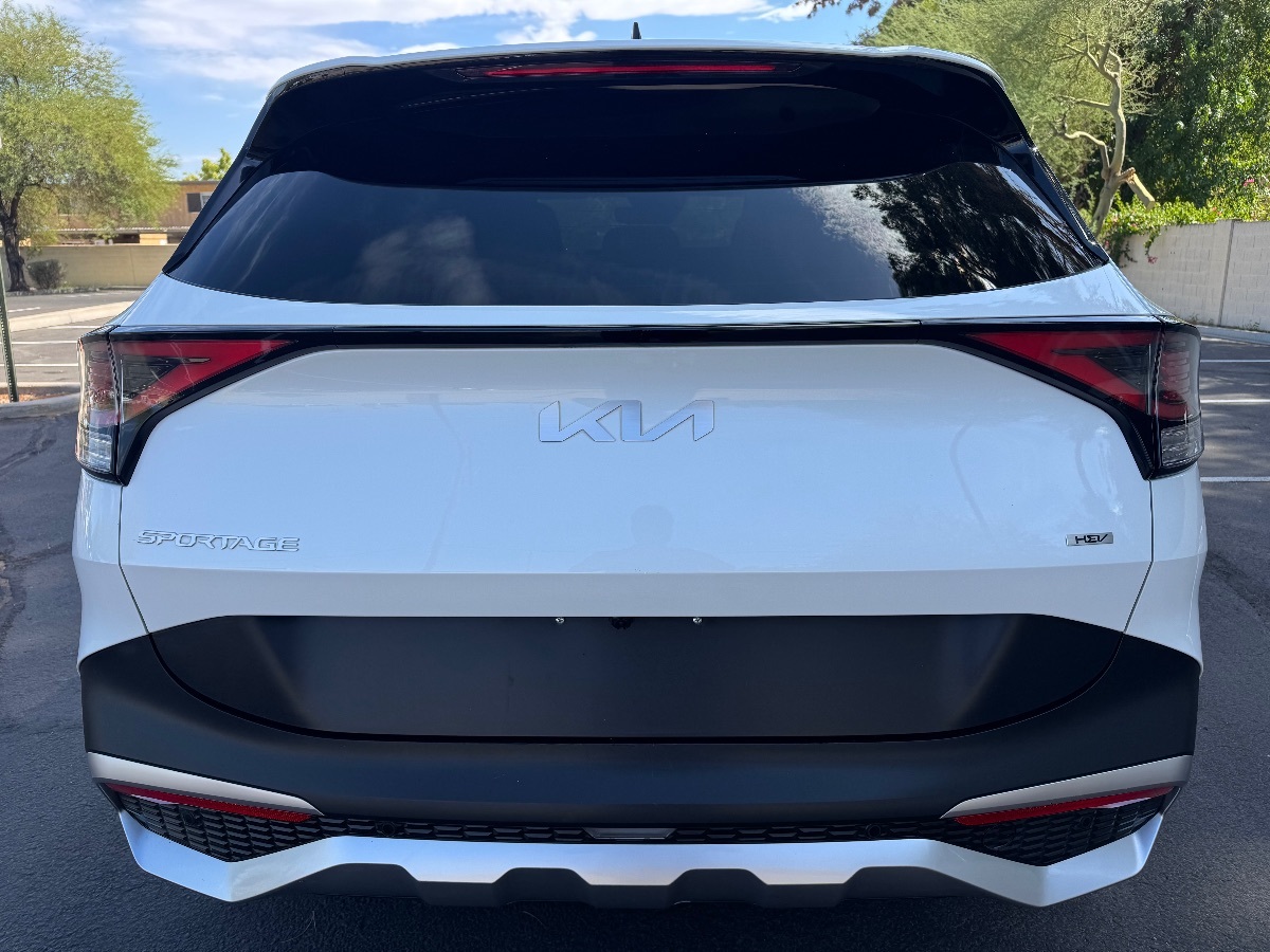 2023 Kia Sportage Hybrid LX photo 6