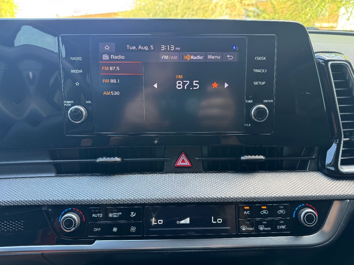 2023 Kia Sportage Hybrid LX photo 17