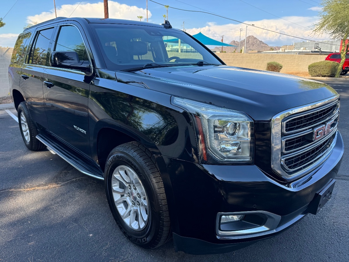 2019 Gmc Yukon SLT photo 4