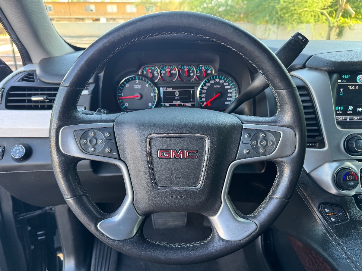 2019 Gmc Yukon SLT photo 17