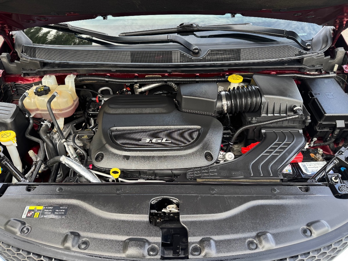 2017 Chrysler Pacifica Touring L photo 19