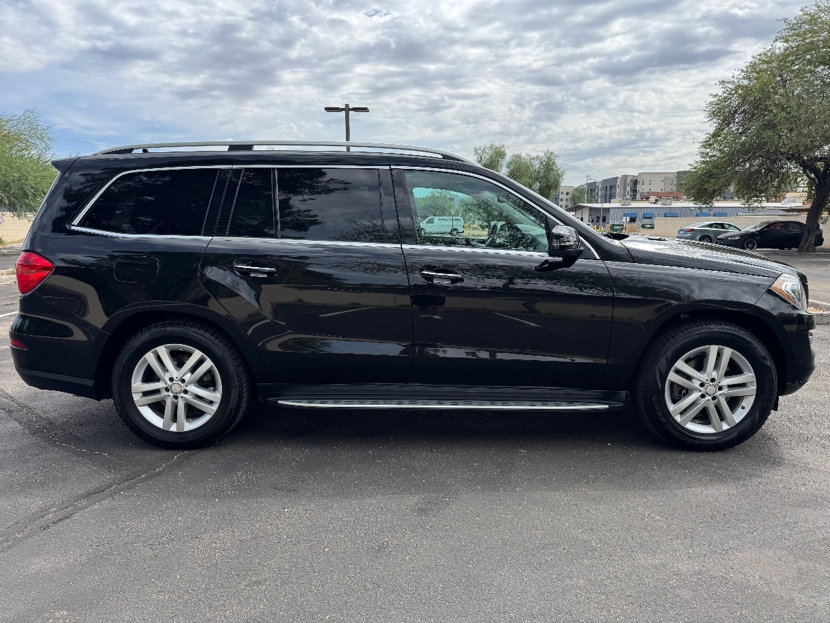 2015 Mercedes Benz GL 350 BlueTEC photo 5