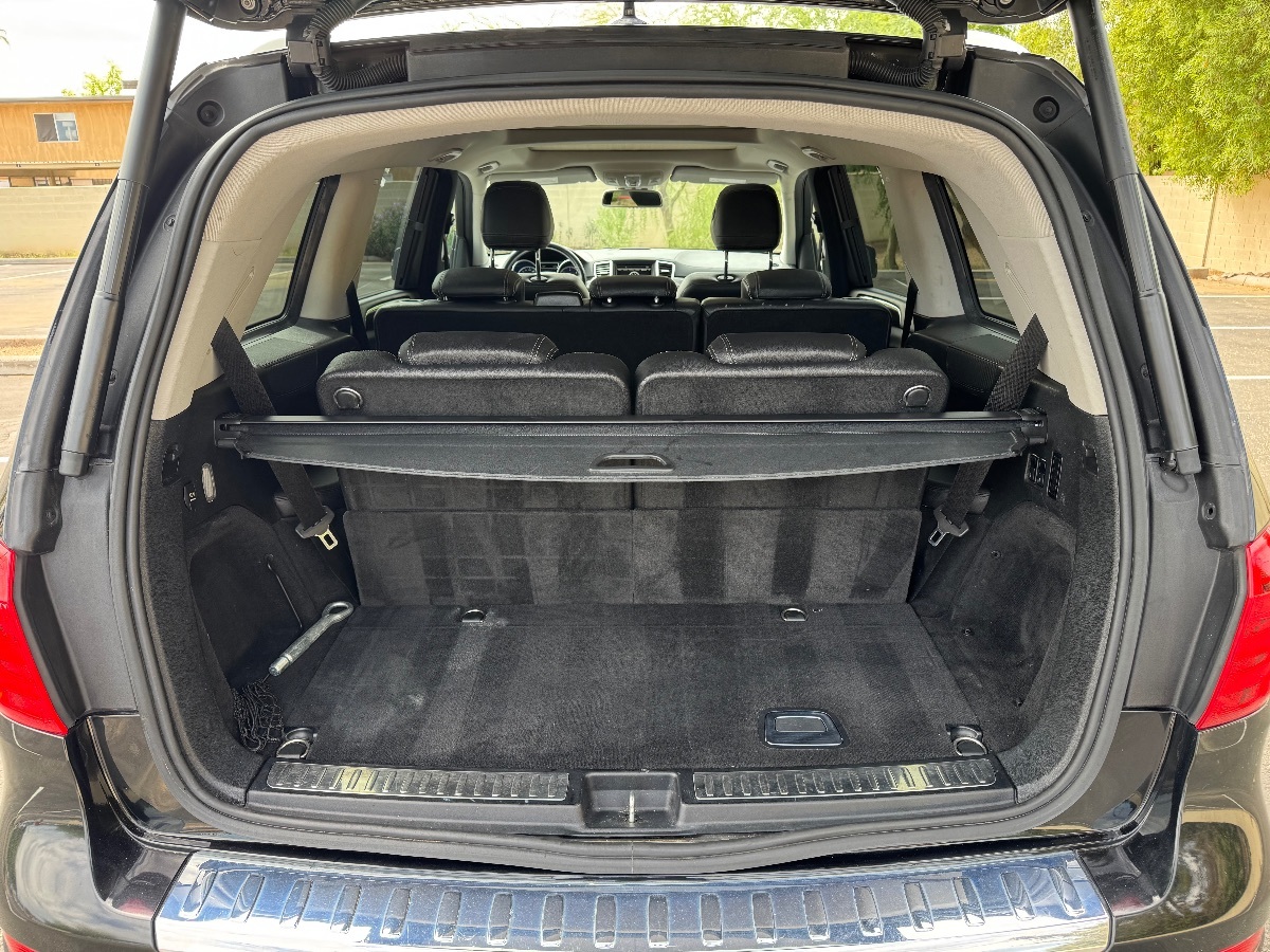 2015 Mercedes Benz GL 350 BlueTEC photo 9