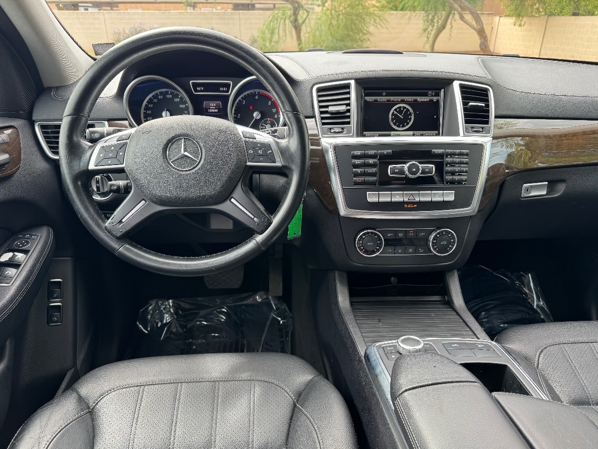 2015 Mercedes Benz GL 350 BlueTEC photo 17
