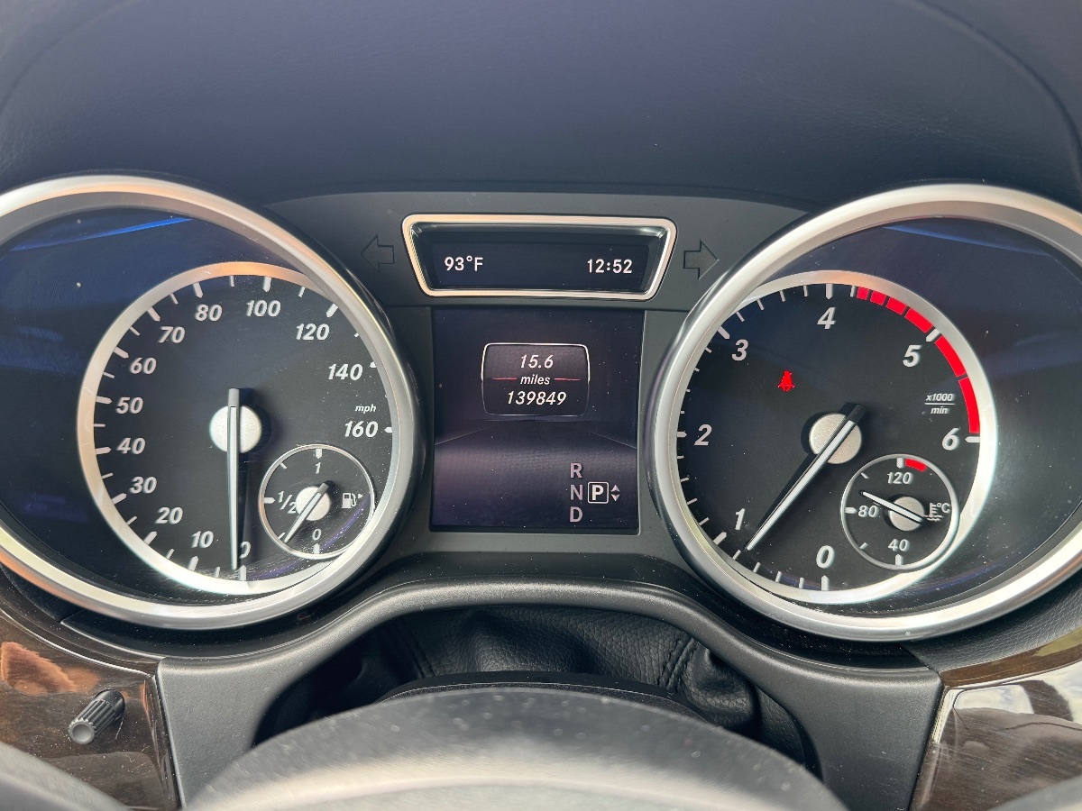 2015 Mercedes Benz GL 350 BlueTEC photo 19