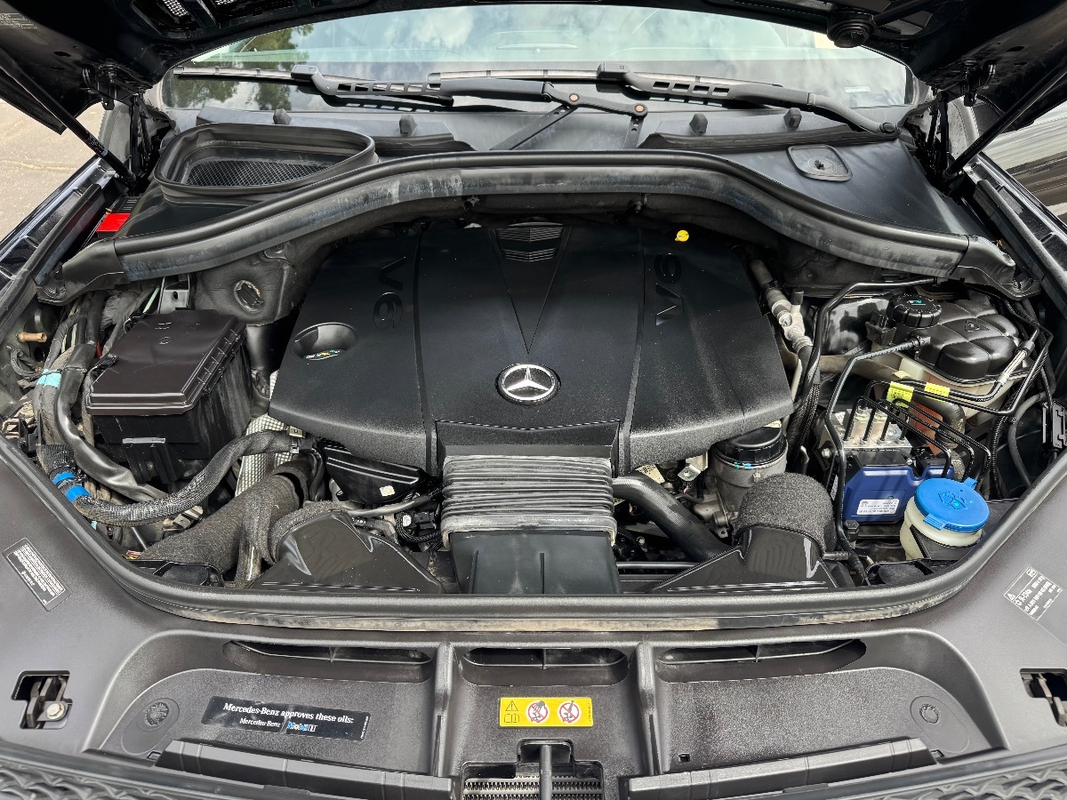 2015 Mercedes Benz GL 350 BlueTEC photo 22