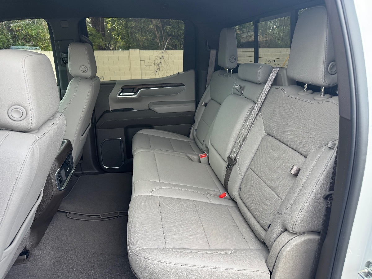 2024 Gmc Sierra 1500 SLT photo 12