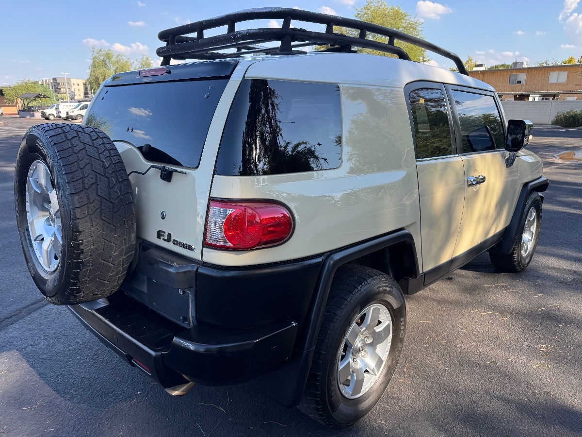 2008 Toyota FJ Cruiser Base photo 7