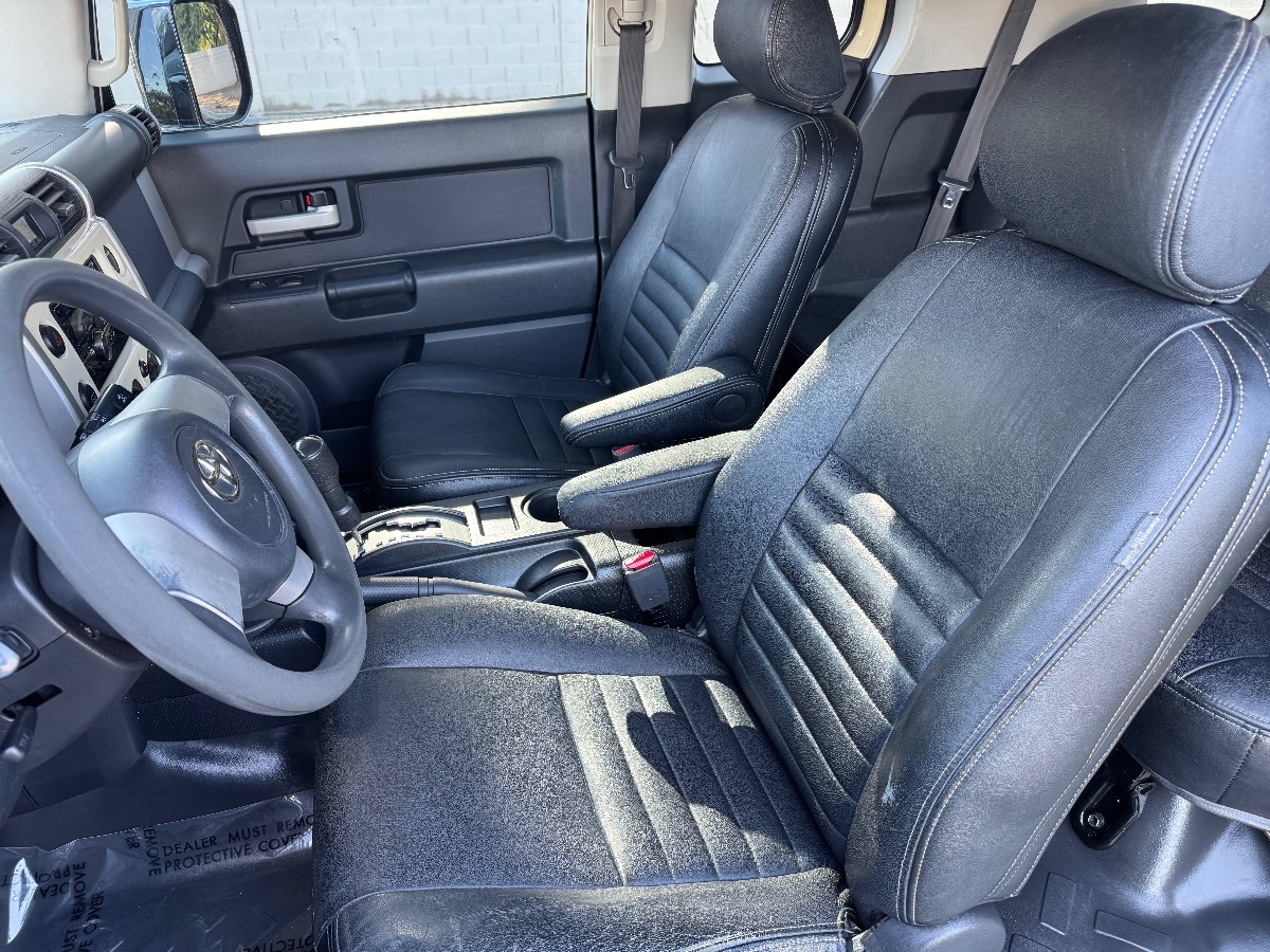 2008 Toyota FJ Cruiser Base photo 14