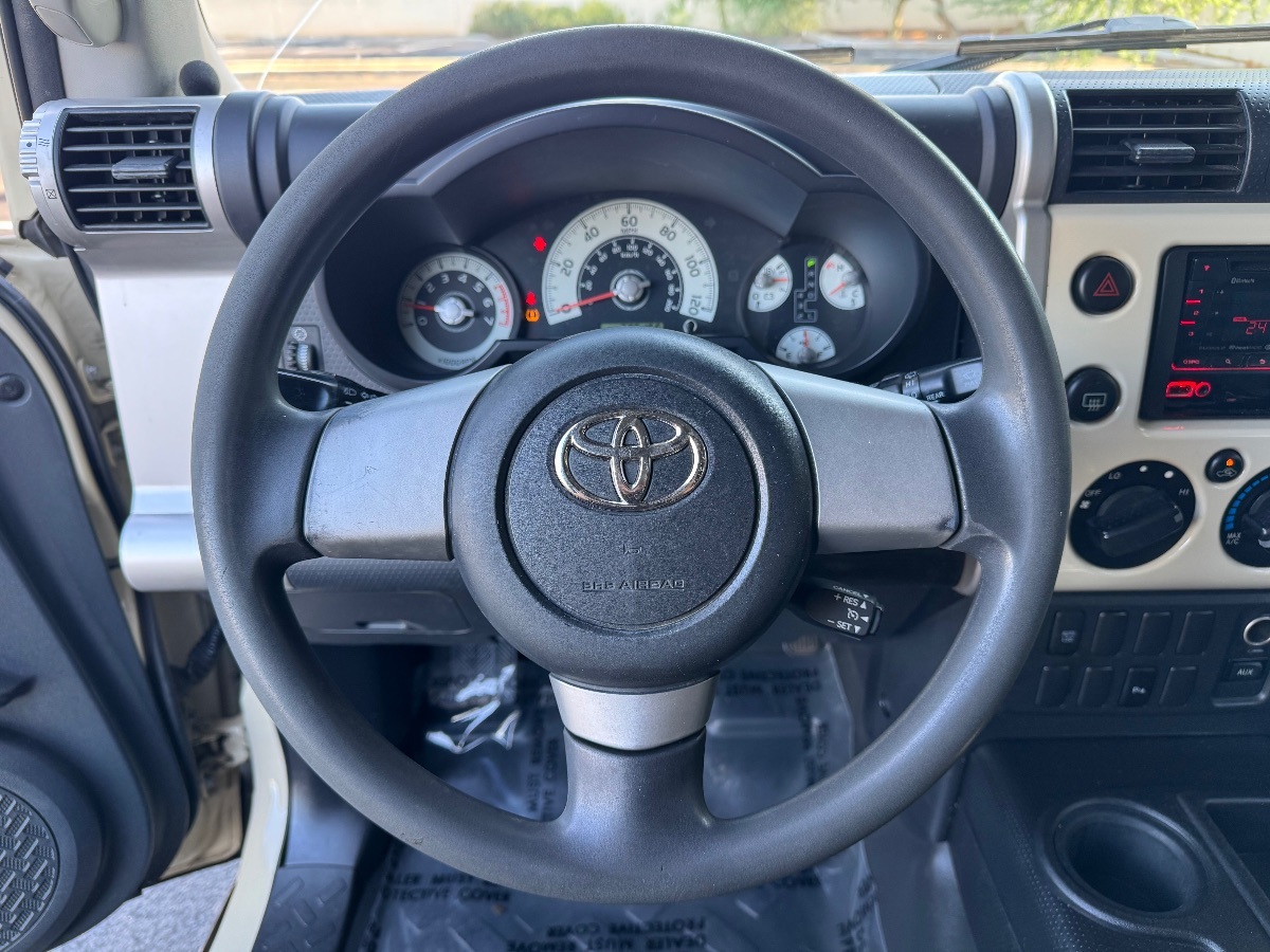 2008 Toyota FJ Cruiser Base photo 16