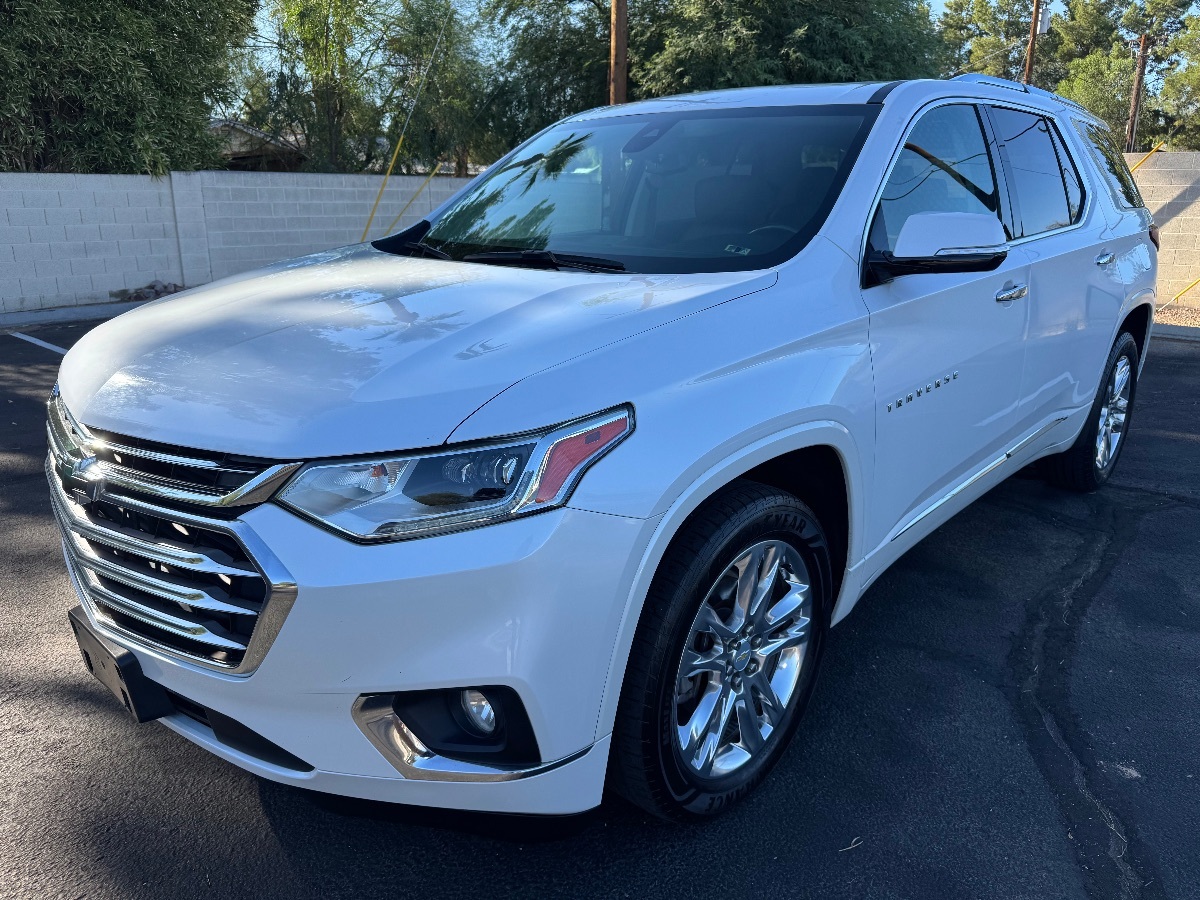 2019 Chevrolet Traverse High Country photo 2