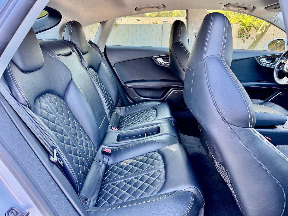 2015 Audi S7 photo 10