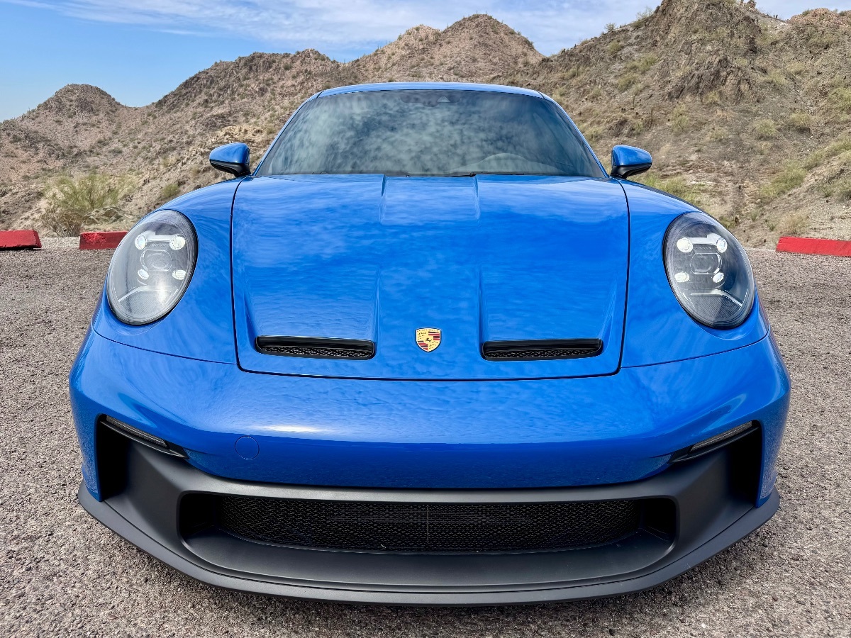 2022 Porsche 911 GT3 Touring photo 3