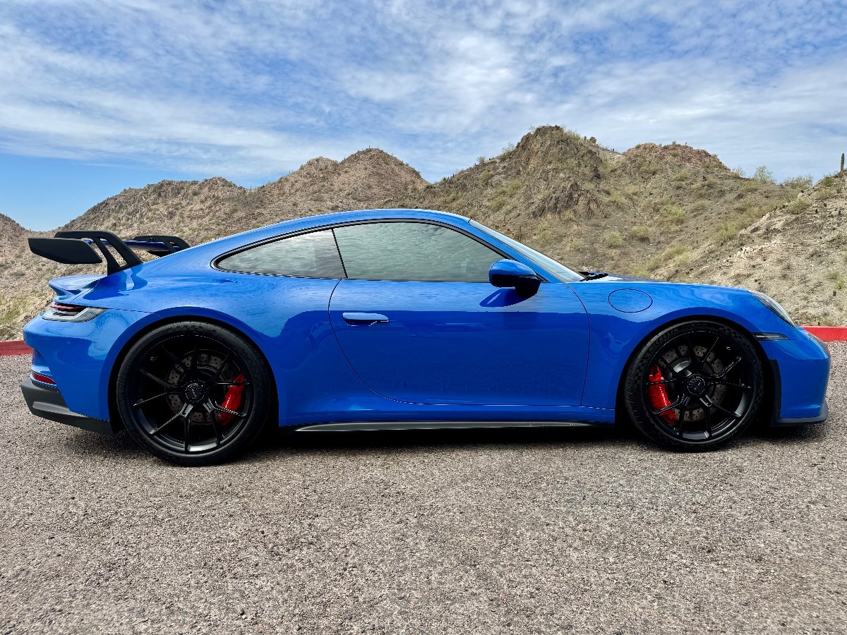 2022 Porsche 911 GT3 Touring photo 8