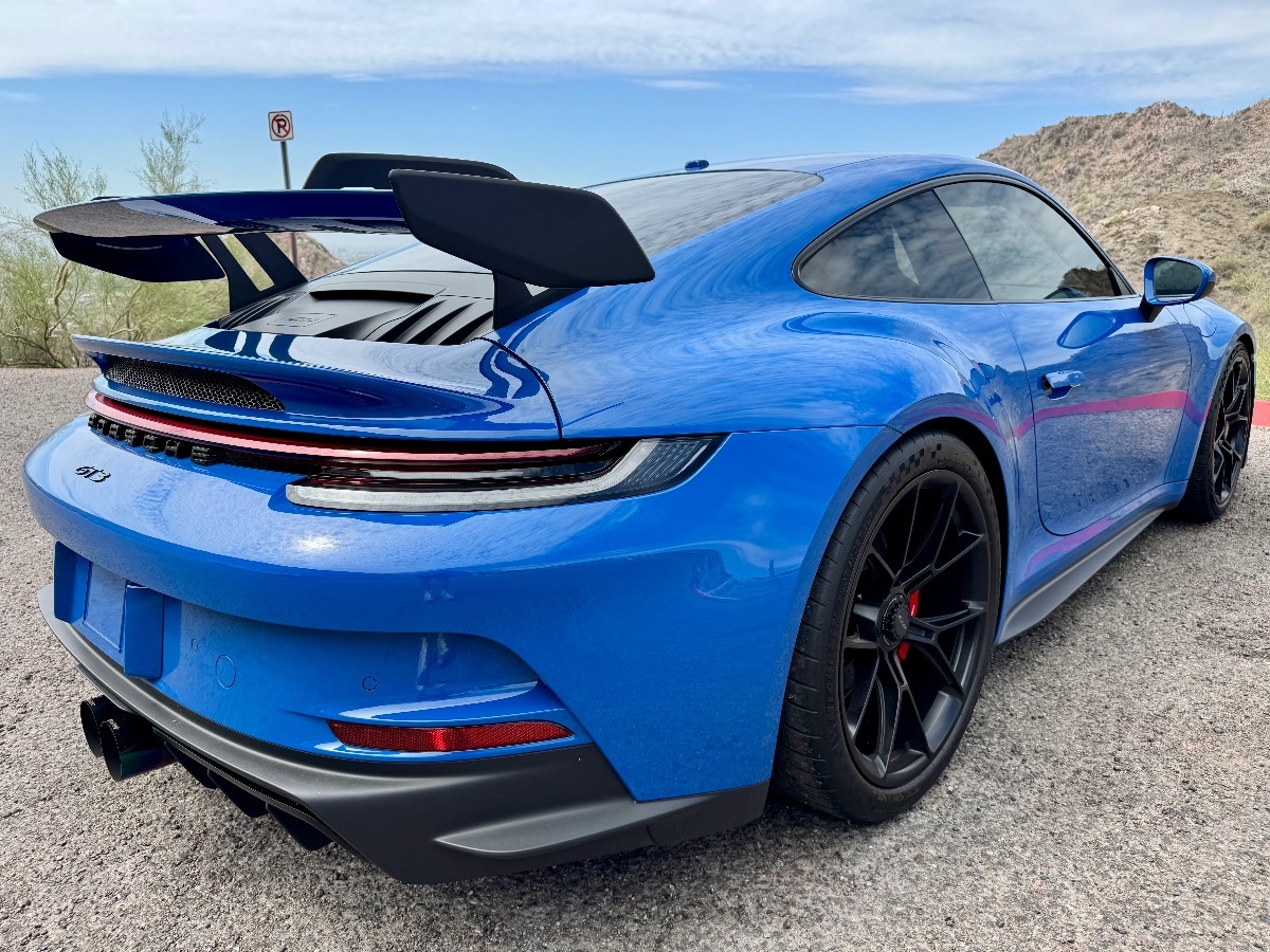 2022 Porsche 911 GT3 Touring photo 9