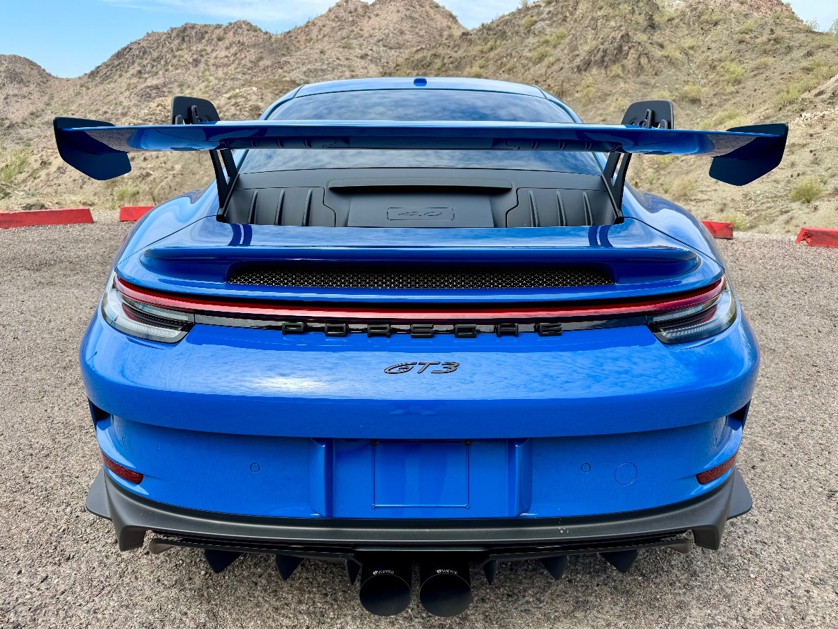 2022 Porsche 911 GT3 Touring photo 10