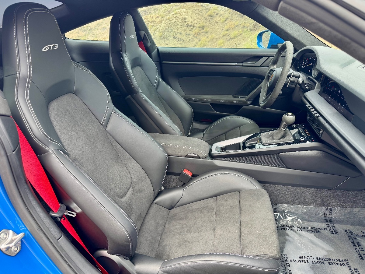 2022 Porsche 911 GT3 Touring photo 17