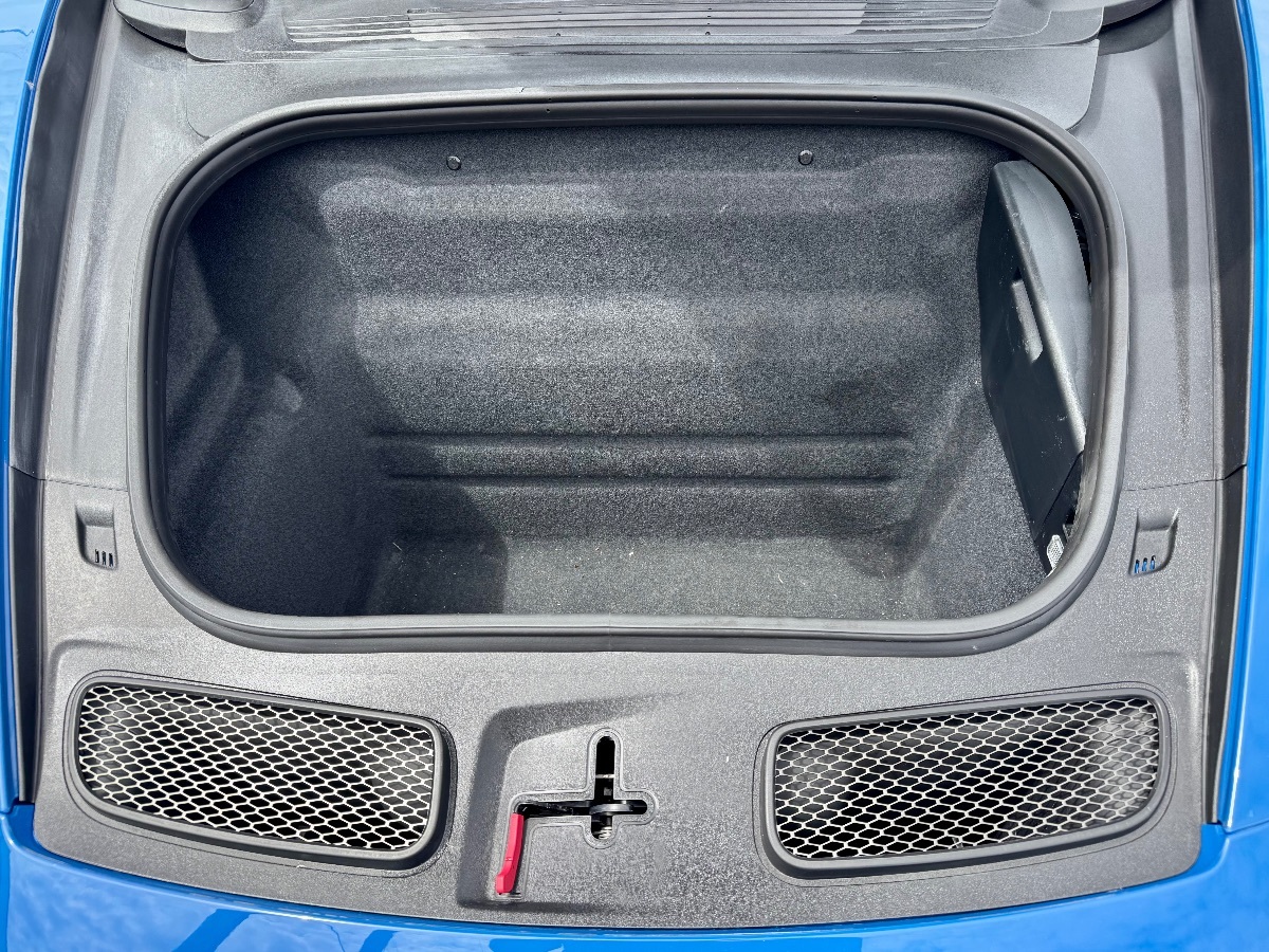2022 Porsche 911 GT3 Touring photo 27