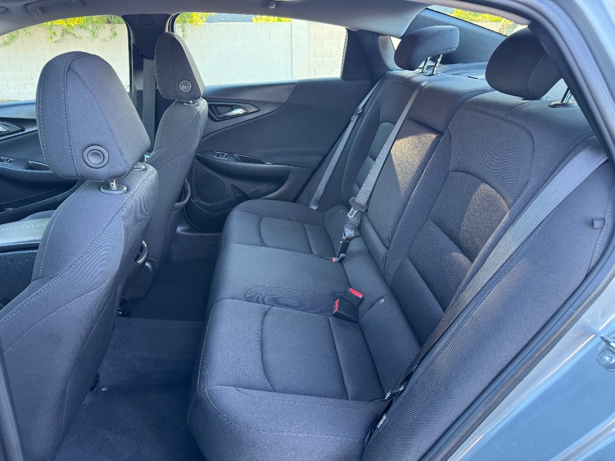 2023 Chevrolet Malibu 1LT photo 10