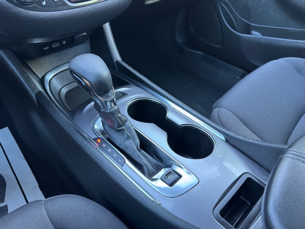 2023 Chevrolet Malibu 1LT photo 19