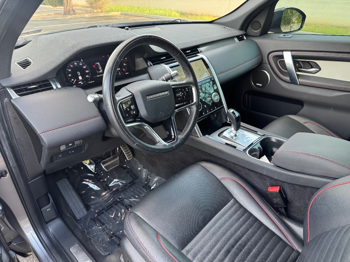 2021 Land Rover Discovery Sport SE photo 16