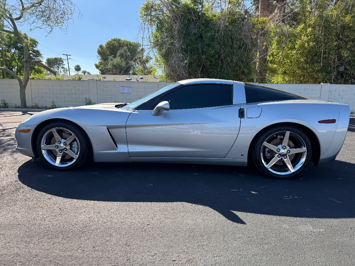 2007 Chevrolet Corvette Coupe photo 5