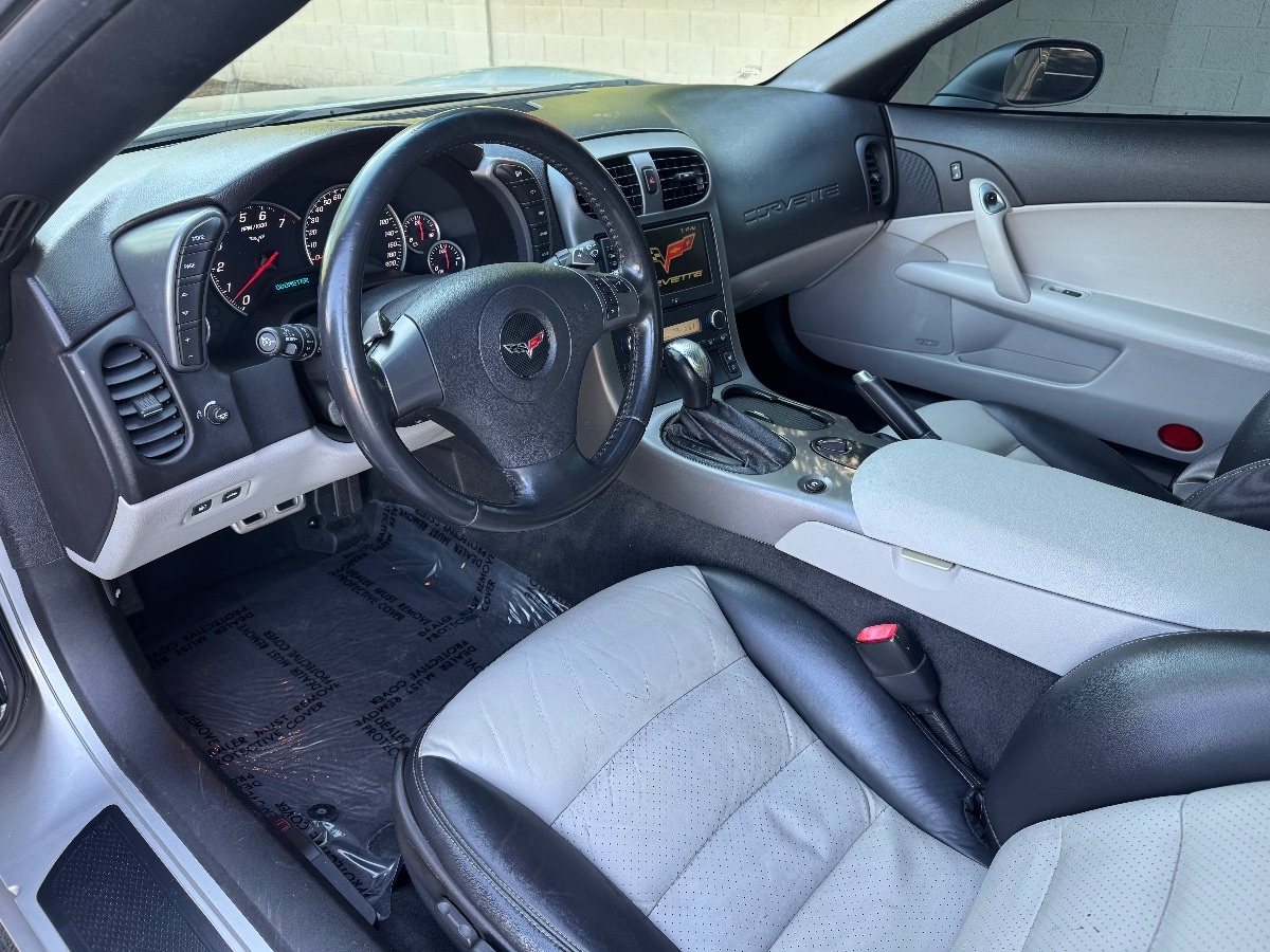 2007 Chevrolet Corvette Coupe photo 13