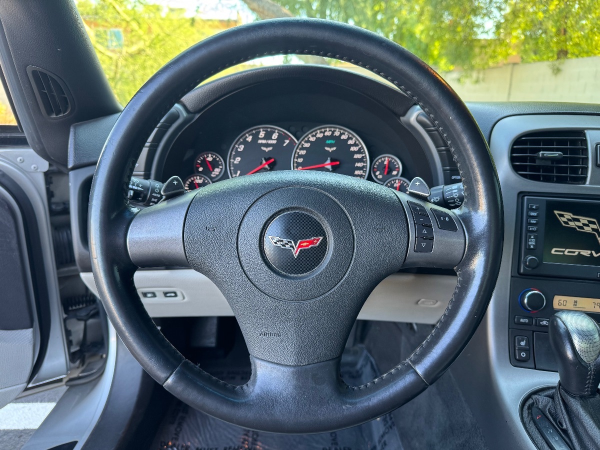2007 Chevrolet Corvette Coupe photo 14