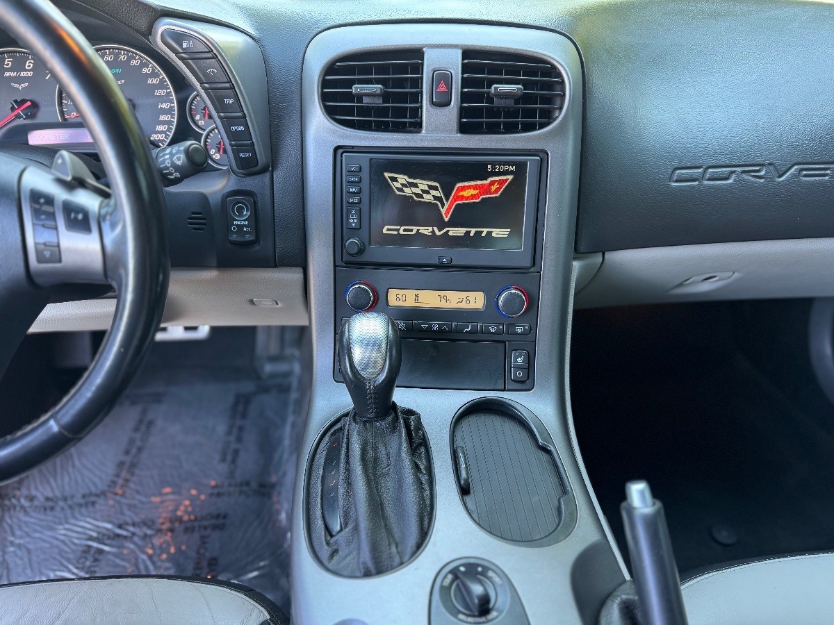 2007 Chevrolet Corvette Coupe photo 16