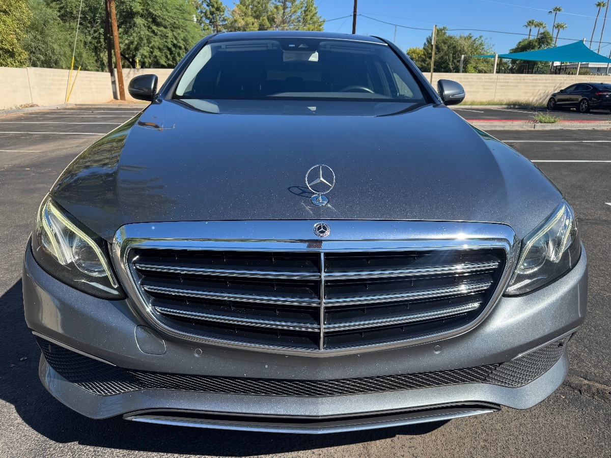 2018 Mercedes Benz E 300 4MATIC Sedan photo 2