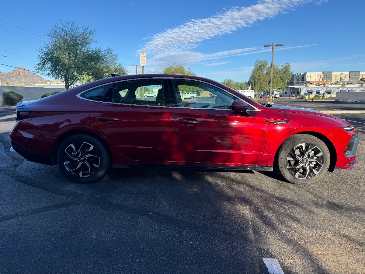 2025 Hyundai Sonata SEL photo 6