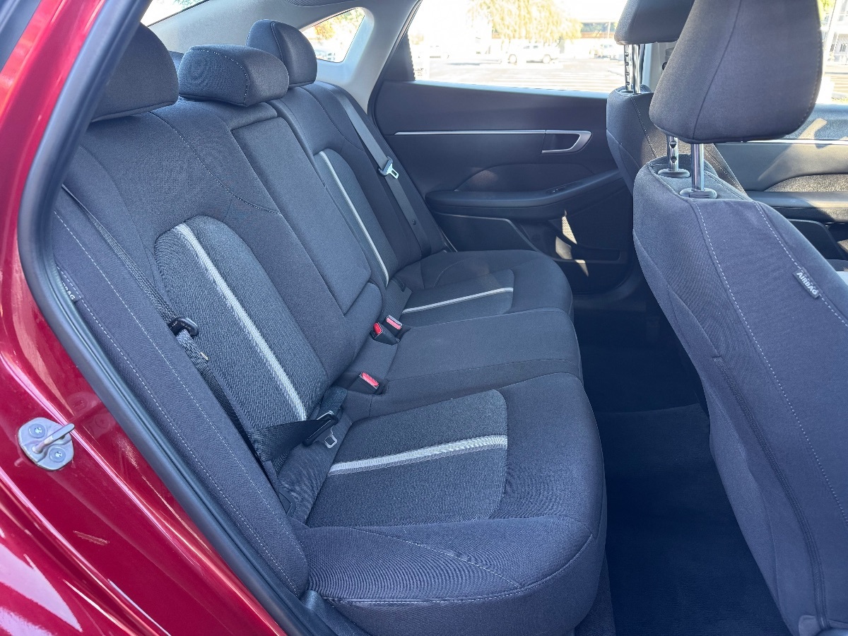 2025 Hyundai Sonata SEL photo 10