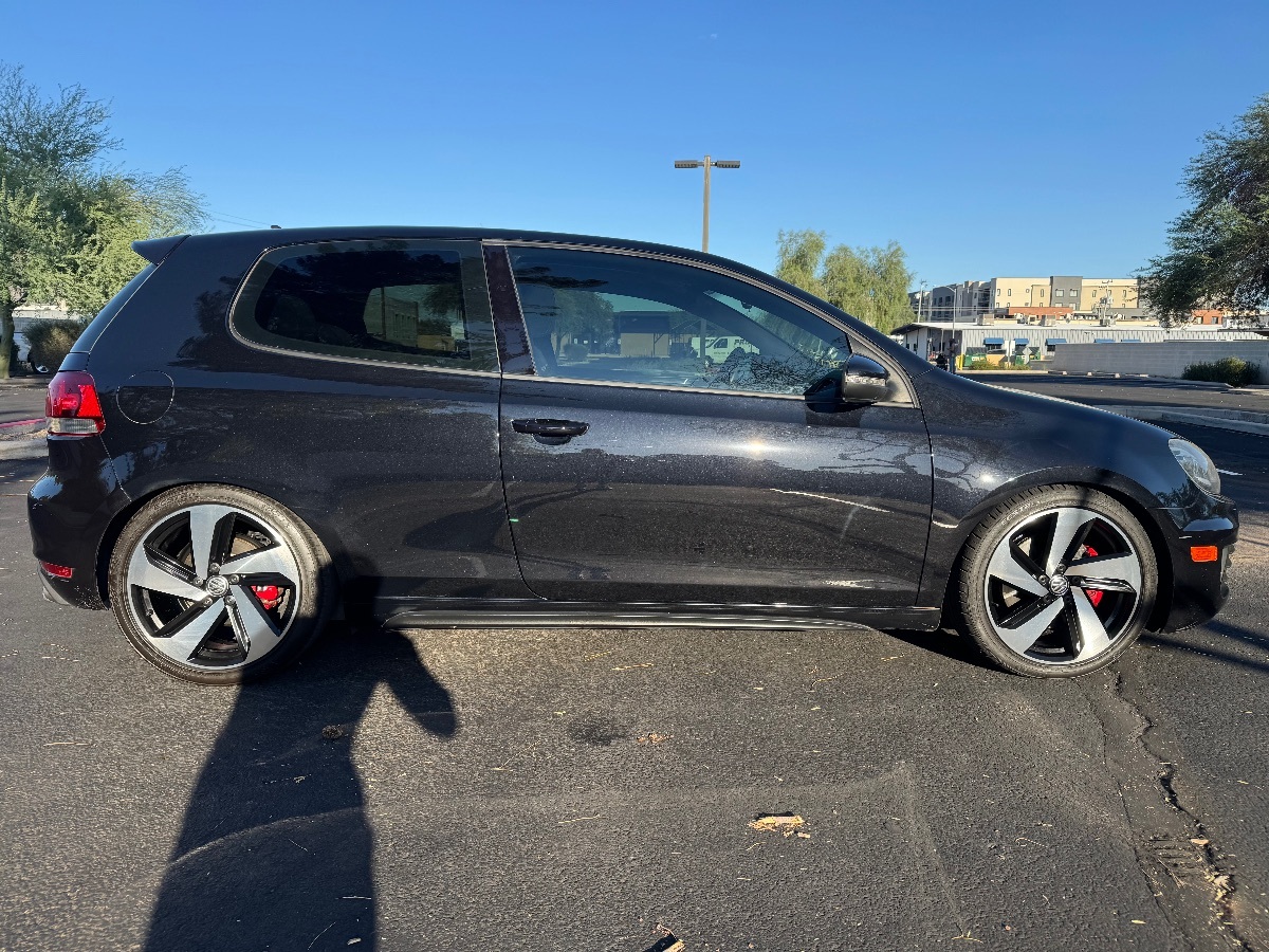 2012 Volkswagen Golf GTI photo 6