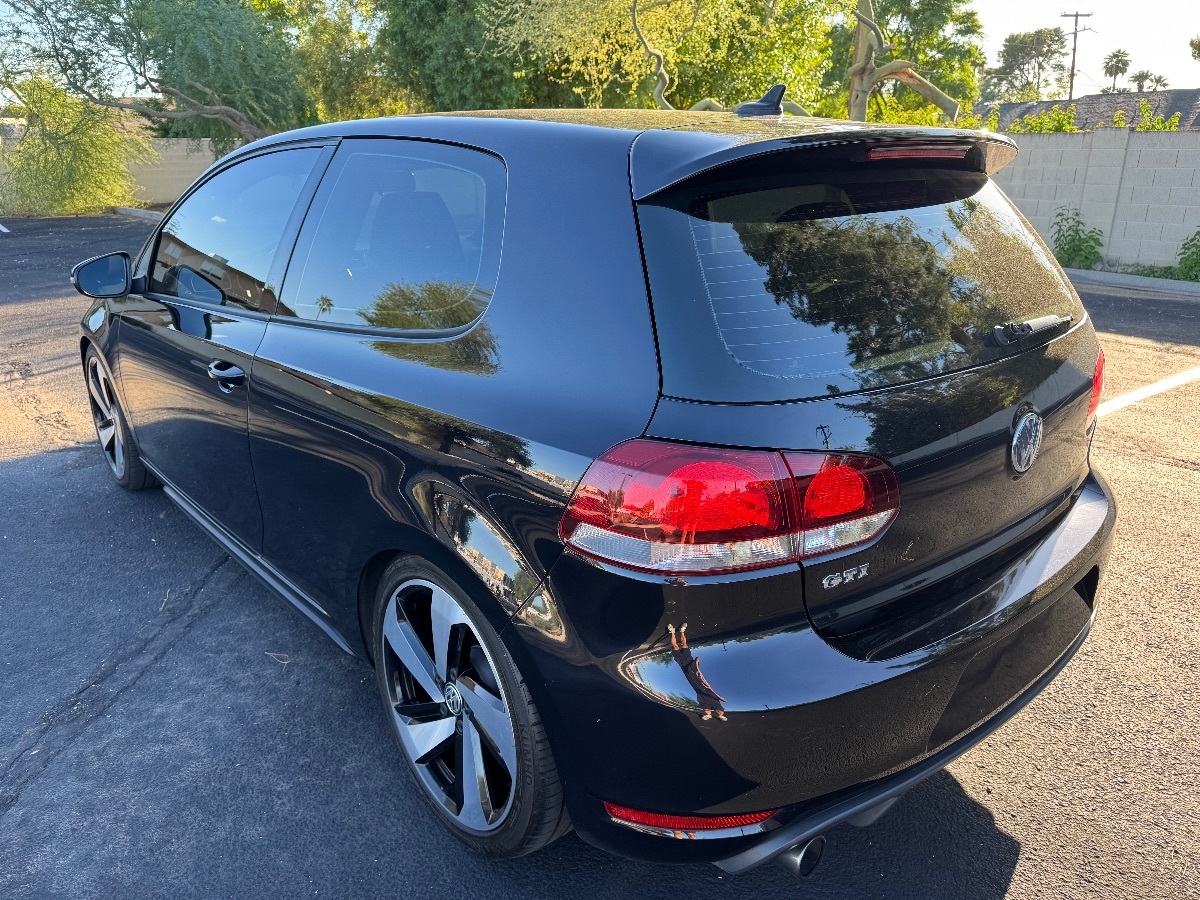 2012 Volkswagen Golf GTI photo 9