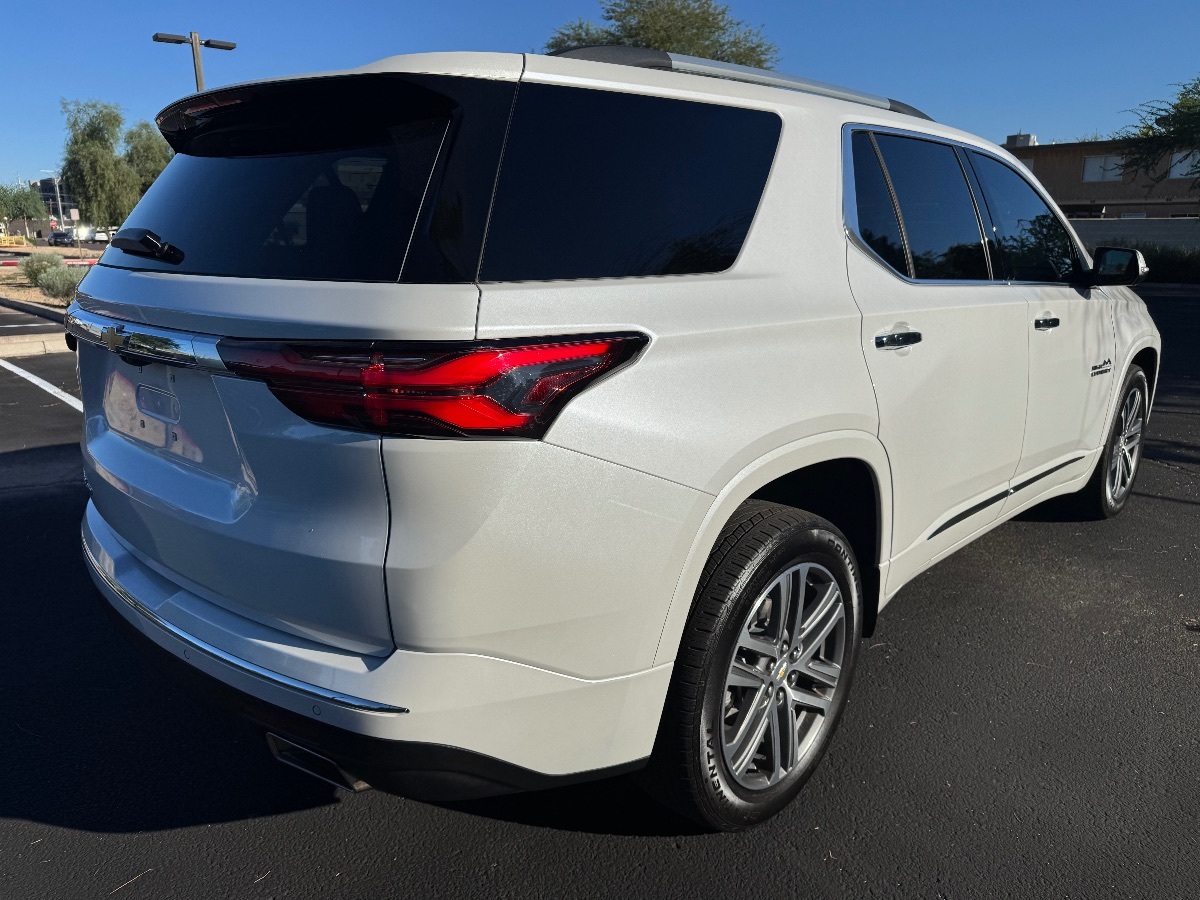 2023 Chevrolet Traverse High Country photo 6