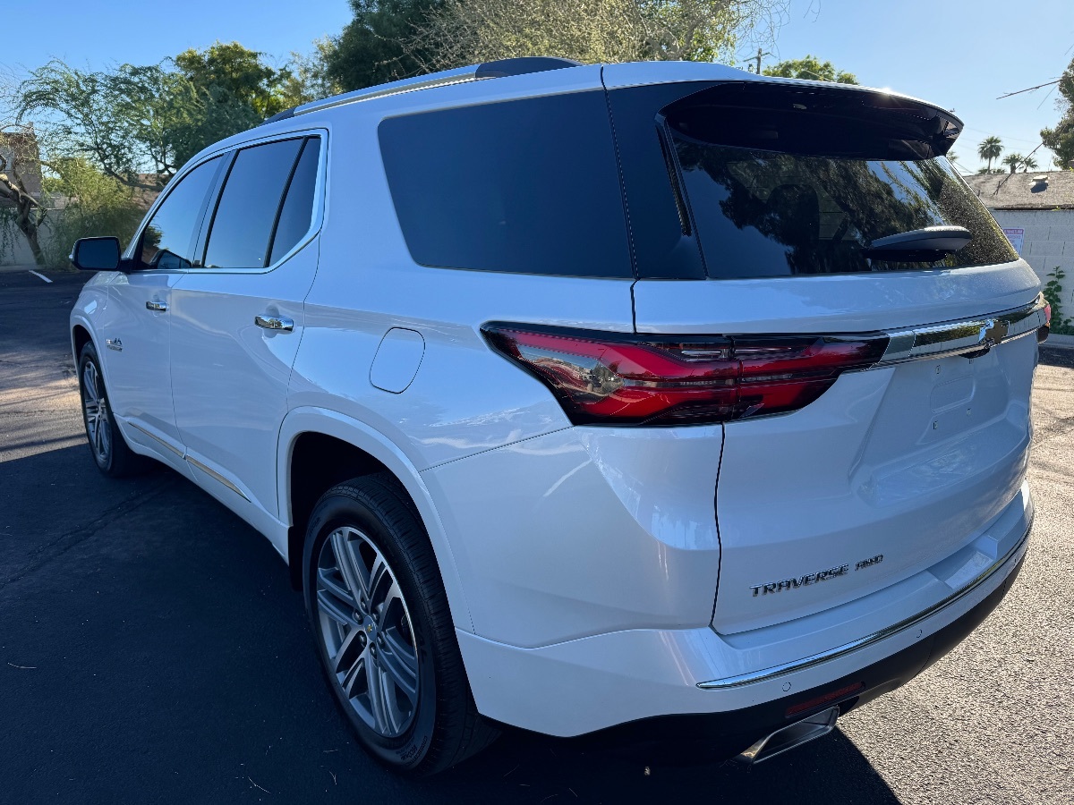2023 Chevrolet Traverse High Country photo 8
