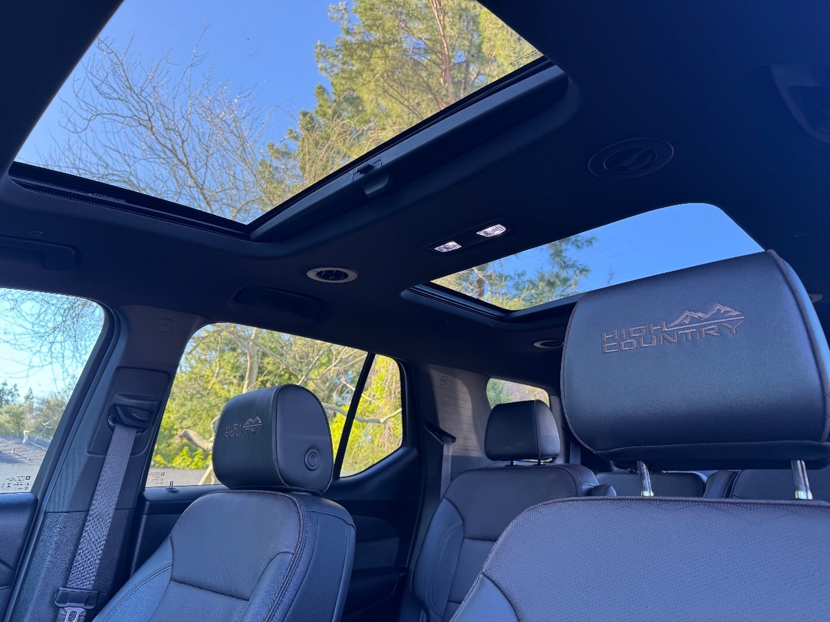 2023 Chevrolet Traverse High Country photo 15