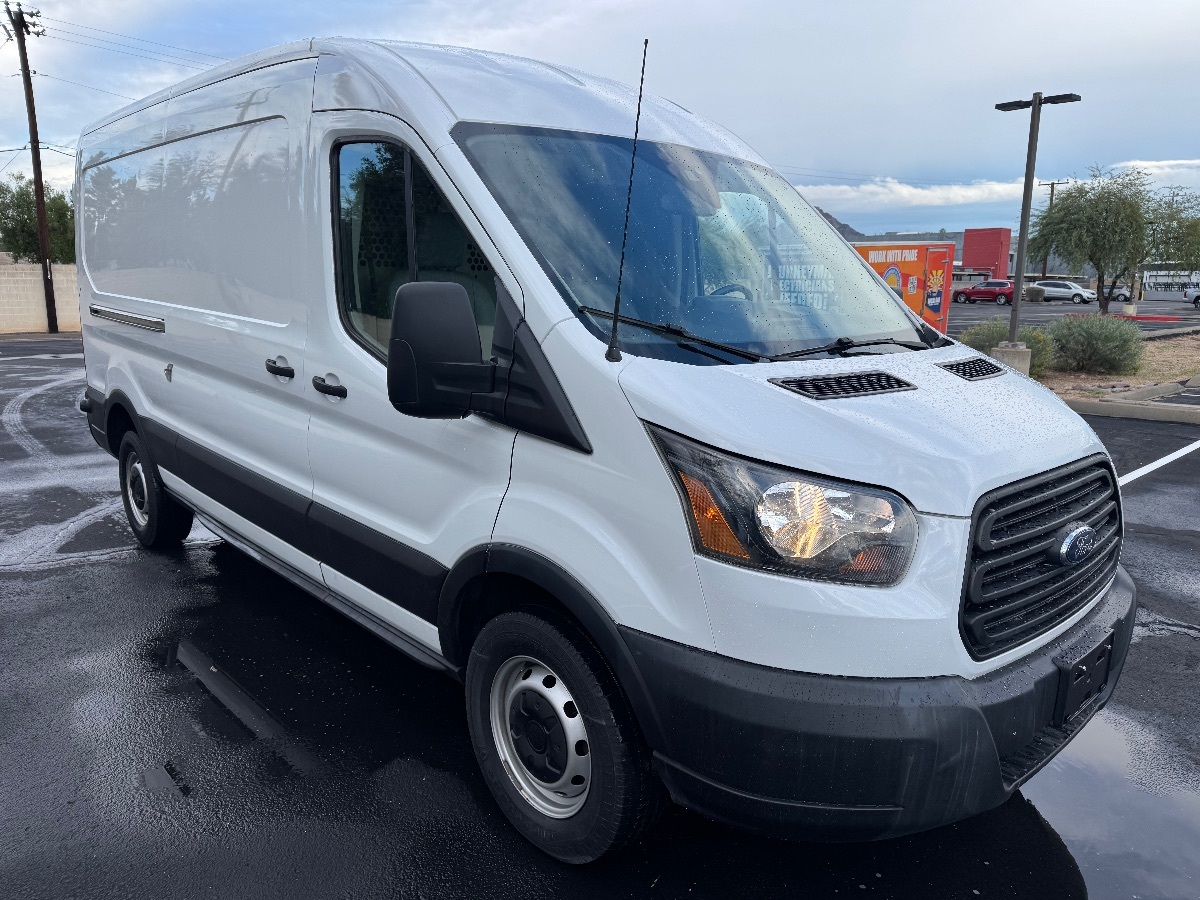 2019 Ford Transit Van photo 3