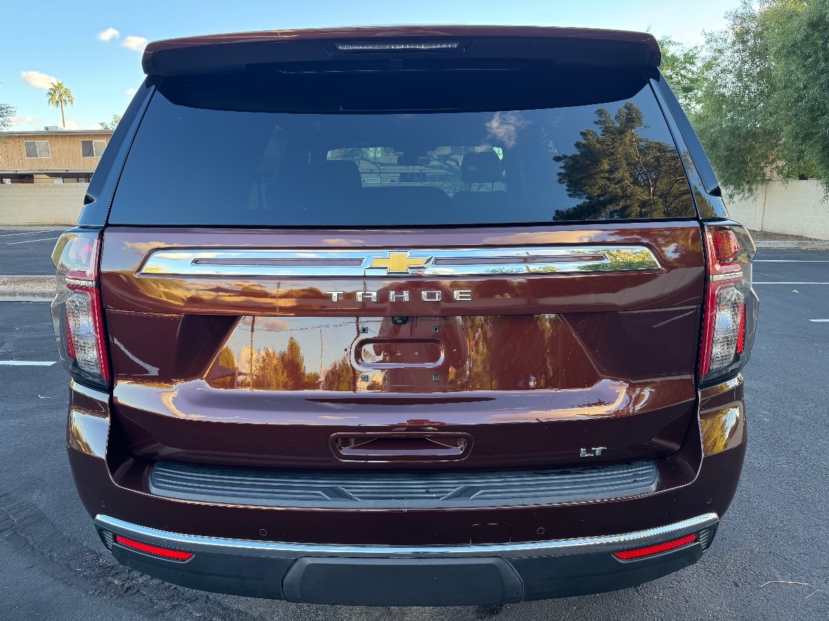 2023 Chevrolet Tahoe LT photo 2